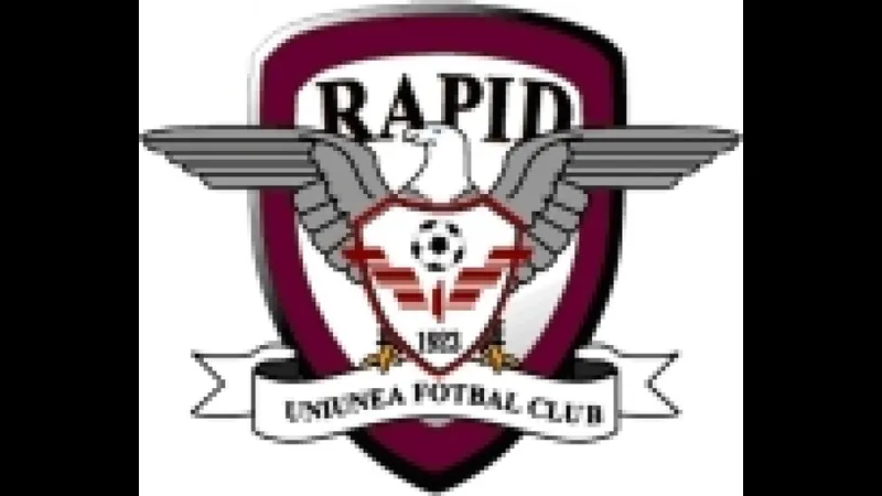 Cầu thủ Rapid Bucuresti đang tấn công quyết liệt trước UTA Arad Cầu thủ Rapid Bucuresti đang tấn công quyết liệt trước UTA Arad